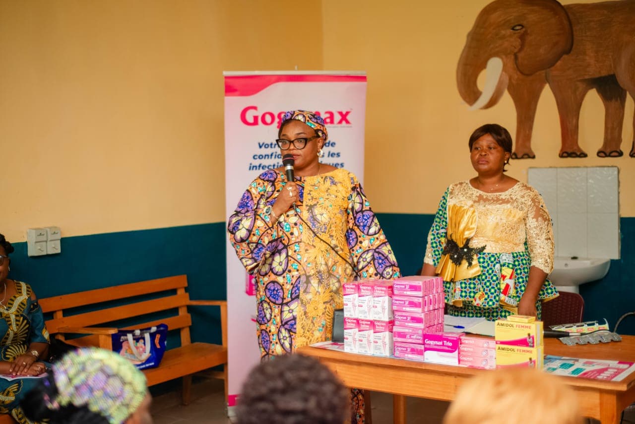 Sensibilisation sur la sante intime des femmes avec participantes et supports Gogynax.